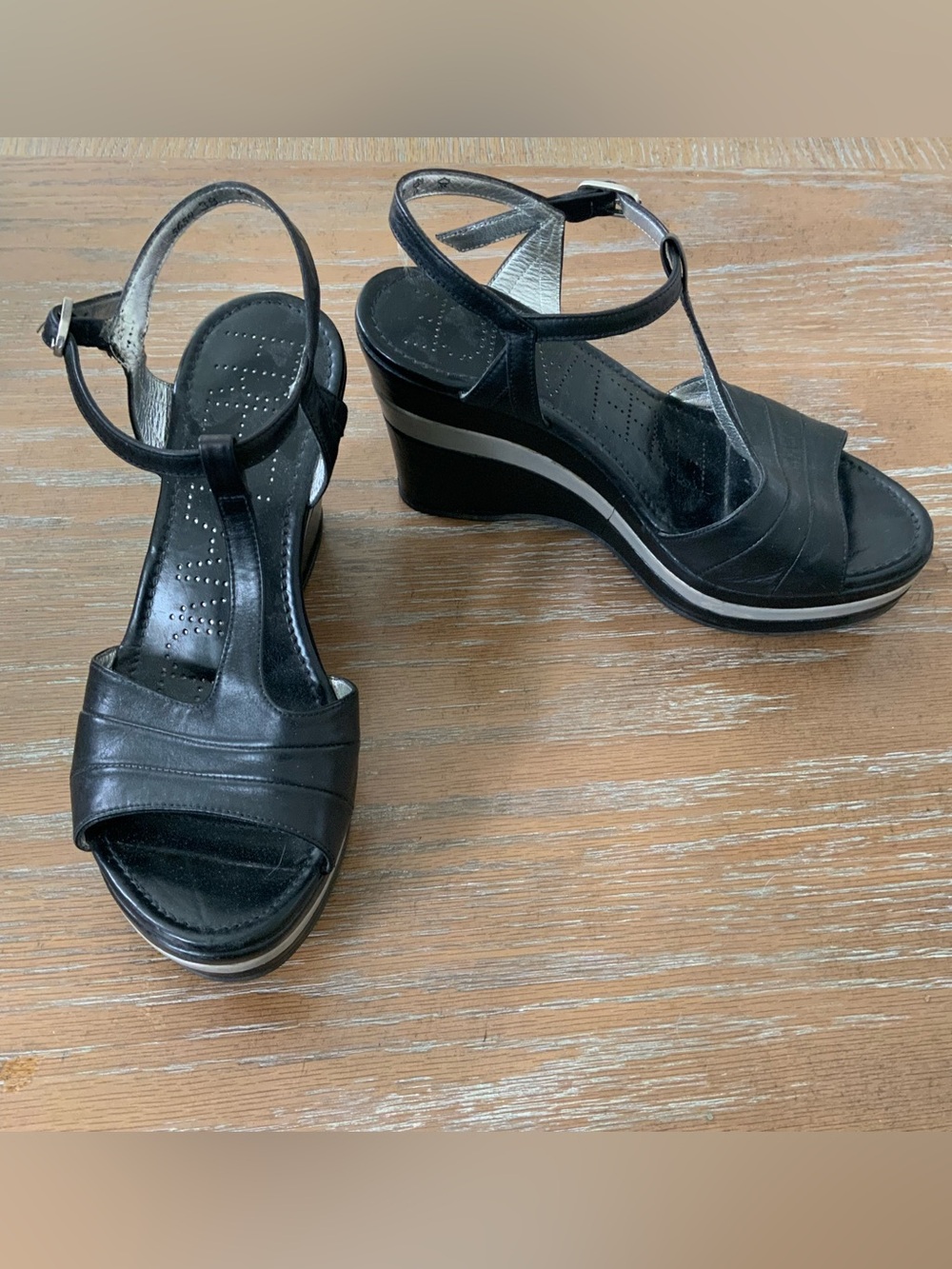 Italian Black Strappy Wedge Ankle Strap Buckle Platform Sandals EU 38 US 7